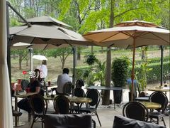 -斯多格书乡(北京大学畅春园店)