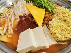 部队火锅-富乐满韩国正宗炸鸡韩国料理(虹泉路店)