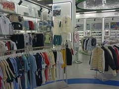 -YONEX苗江运动城(源深店)