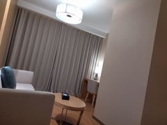 -桔子酒店(南京新街口张府园地铁站店)