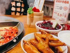 -萍姐火锅·公路夜市(武汉首店)