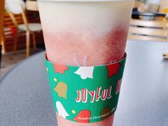 莓莓芝士茉香茶-瑞幸咖啡(卓越城店)