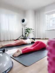 -馨媛瑜伽普拉提