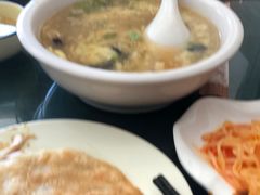 -李连贵酒家熏肉大饼(昆明街店)