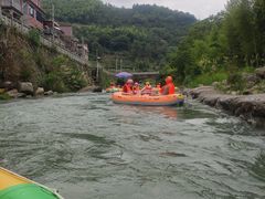 景点-虎啸峡漂流