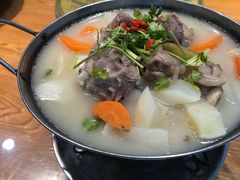 -快乐老家三鲜饺子东北菜(南六中路店)
