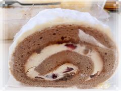 蔓越莓白巧瑞士卷-星巴克(南京孵鹰大厦店)