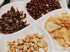 -滇铺子(欣都龙城店)
