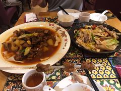 沙湾大盘鸡-西域盛宴烧烤新疆菜清真餐厅(古美店)