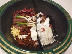 -有拈头成都市井火锅(老门东店)