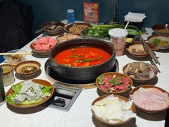 -贵府酸汤牛肉火锅·贵州老字号(飞山街店)