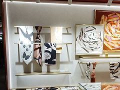 -万事利丝绸(杭州大厦店)