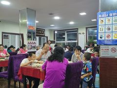 大堂-北京龙庆四季香农家饭庄·灶台鱼·碳烤虹鳟鱼(龙庆峡店)