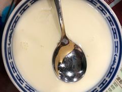 -赵记传承特色牛奶甜品(泉城广场店)