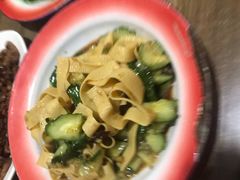 秘制豆皮黄瓜-炙热童年·老北京炙子烤肉(南锣鼓巷店)