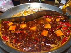 -四小区火锅·巷子里的重庆火锅(花照壁店)
