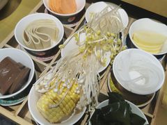 -麻辣英雄重庆火锅(二城广场店)