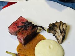 -弦月窗LUNETTE BY AMANDA(复兴路店)