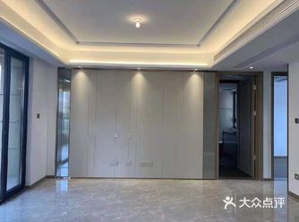 拿到属于自己家的小屋，别提多高兴了，天天想着如何装饰