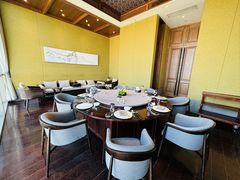 -宝燕壹号景观餐厅(龙盛国际商业广场店)