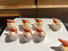 -金马门国际美食百汇(珞喻路店)