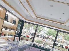 -千安奢侈品回收名表维修名包珠宝护理