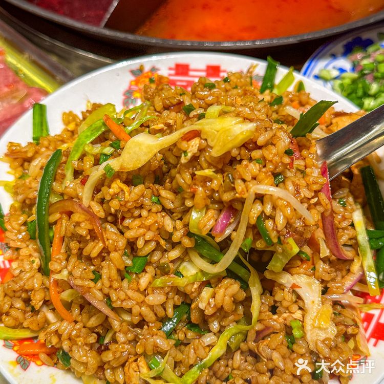 珠海的!!新开的!!朱光玉火锅馆!!!