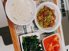 -老乡鸡(上海白玉兰广场店)