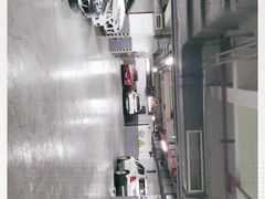 -上海南新雅皇冠假日酒店-停车场