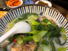 -鲜越鲜鱼粉(财富购物中心店)