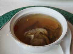 石斛雪莲子炖鲜鲍-三号黄浦会Canton Table