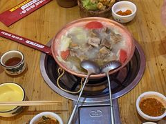 -阿婆情腊排骨火锅(金虹路店)