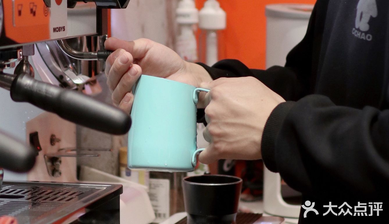 🧡MOBYS|初春,雨季的山茶花拿铁。