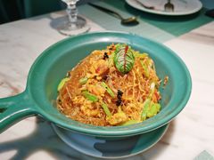 鱼子酱干捞粉丝-蜜桃花开·中西融合菜E&W(南长街店)