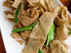 -莲餐厅·湖北菜·潜江小龙虾店(愚园路店)