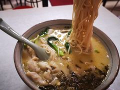 招牌黄鱼面-明呈黄鱼面馆(斜土路店)