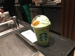 -星巴克(武汉欧利新天地店)