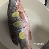 简单易做的清蒸鲈鱼