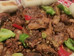-鱼满舱·鲜活海鲜·正宗鲁菜