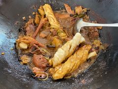 -粘豆包柴火铁锅炖
