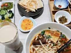 -康师傅私房牛肉面(马泉营奥莱店)