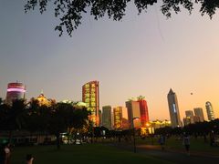 -万绿园