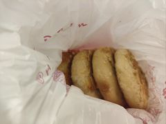 -香港元朗荣华月饼(十八甫路店)