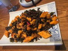 普洱茶炒包浆豆腐-云海肴·汽锅鸡·云南菜(天山百盛优客店)