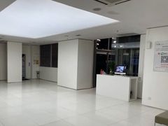 -卡罗酒店(东门晒布地铁站店)