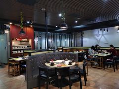 大堂-张大师鸭爪爪特色火锅(万达店)