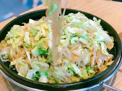 牛肉丝炒手工红薯粉-秦香阁·西北家常菜(徐汇日月光中心店)