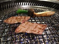松阪牛肉拼盘-松阪牛焼肉M(法善寺横丁店)