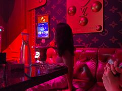 -ONE LOVE PARTY KTV(綦江万达店)