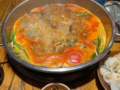 -快活林酸汤鱼鲜品火锅店(甲秀楼店)